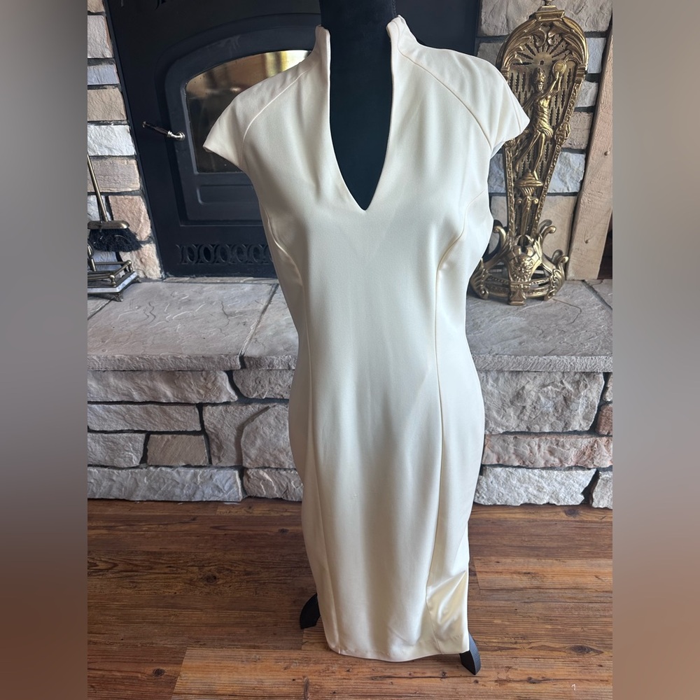 Alexia Admor Cream Midi Dress